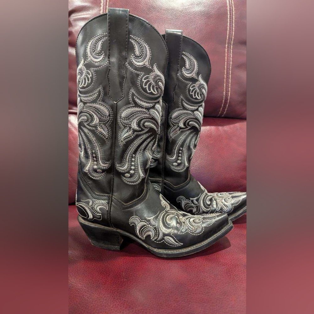 Black and Charcoal Size 6 Ladies Boots